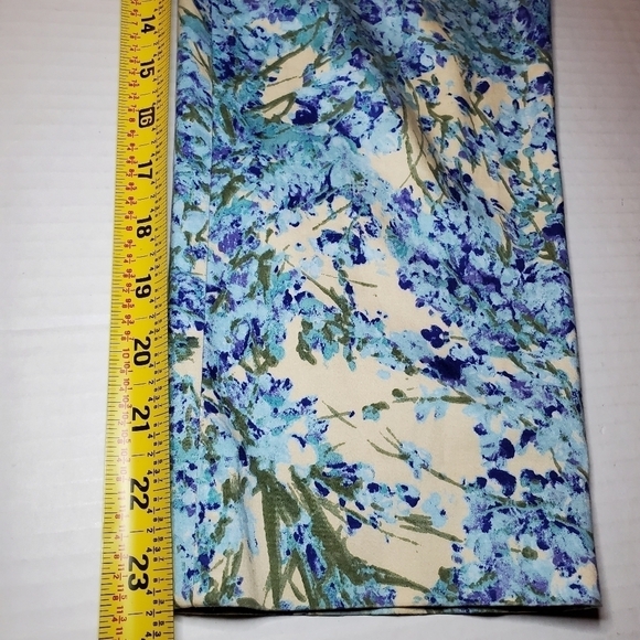 Talbots Blue Beige Floral Ankle Dress Pants Sz 4P - Picture 10 of 10